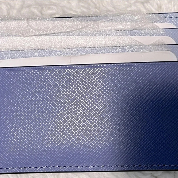 Kate Spade Madison small slim card holder size 4.08” W X 3.04” H X 0.4” D - Picture 11 of 16